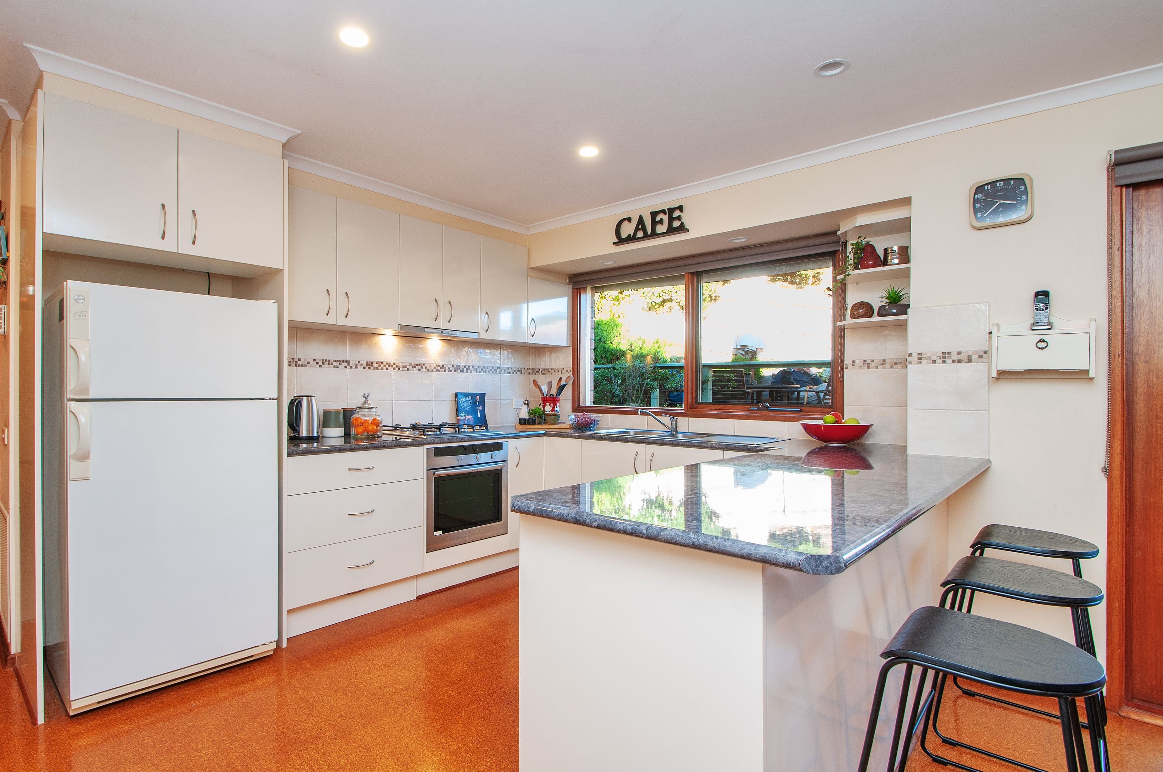 16 Nalinga Court, Warranwood VIC 3134, Warranwood - Thumbnail 3