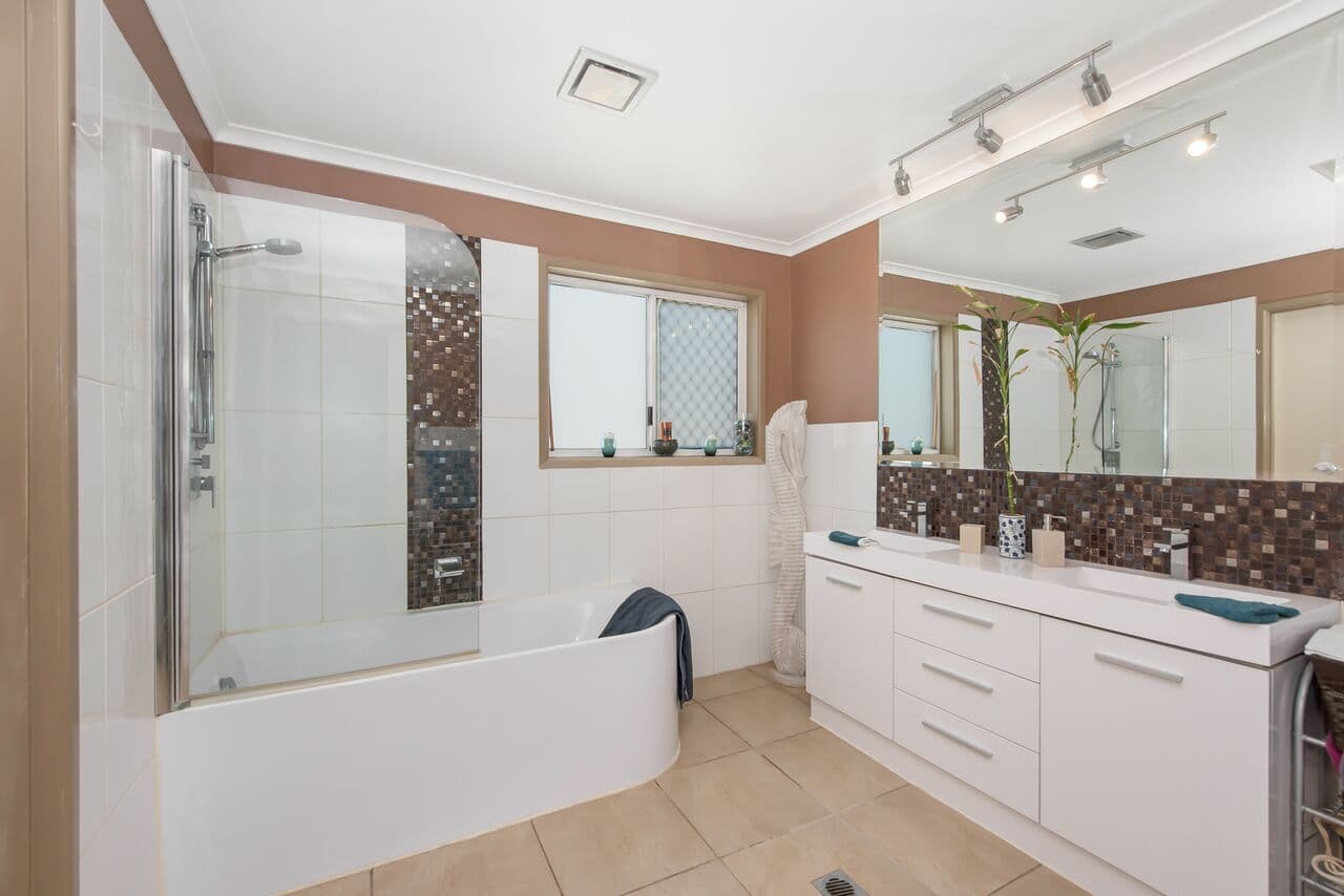 11 Madrid Court, Kirwan QLD 4817, Kirwan - Thumbnail 3