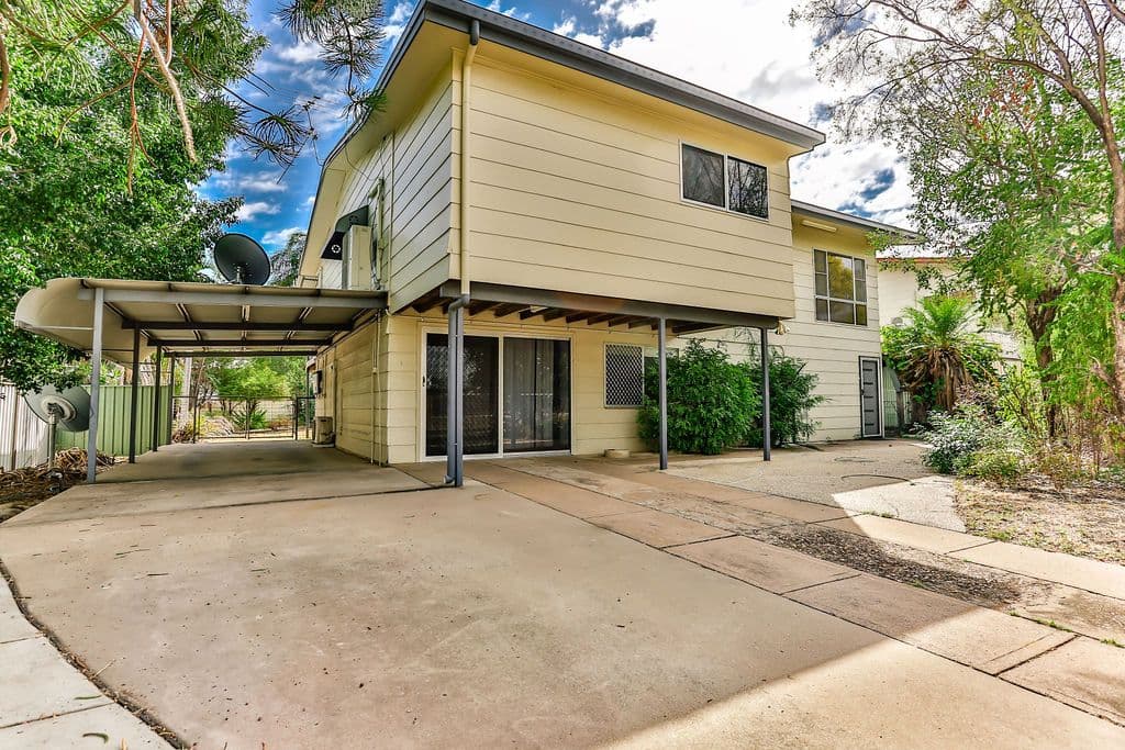 27 Egan Street, Emerald QLD 4720, Emerald - Image 1