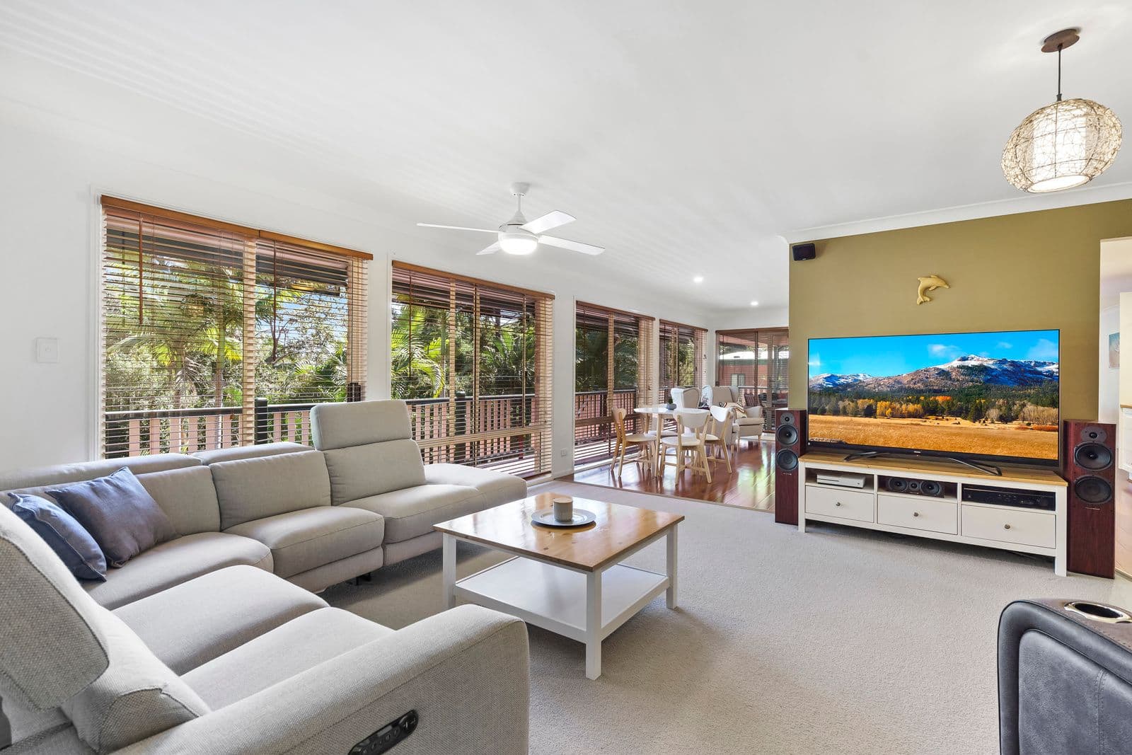 54 Forest Drive, Elanora QLD 4221, Elanora - Thumbnail 4