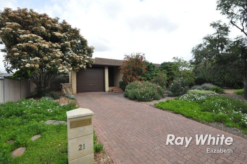 21 Lomalinda Drive, CRAIGMORE SA 5114, Craigmore - Image 1
