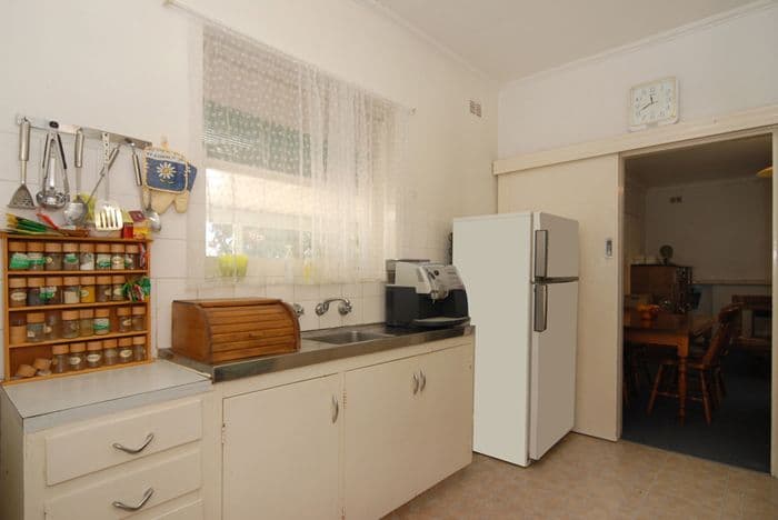26 Burton Road, ATHELSTONE SA 5076, Athelstone - Thumbnail 6