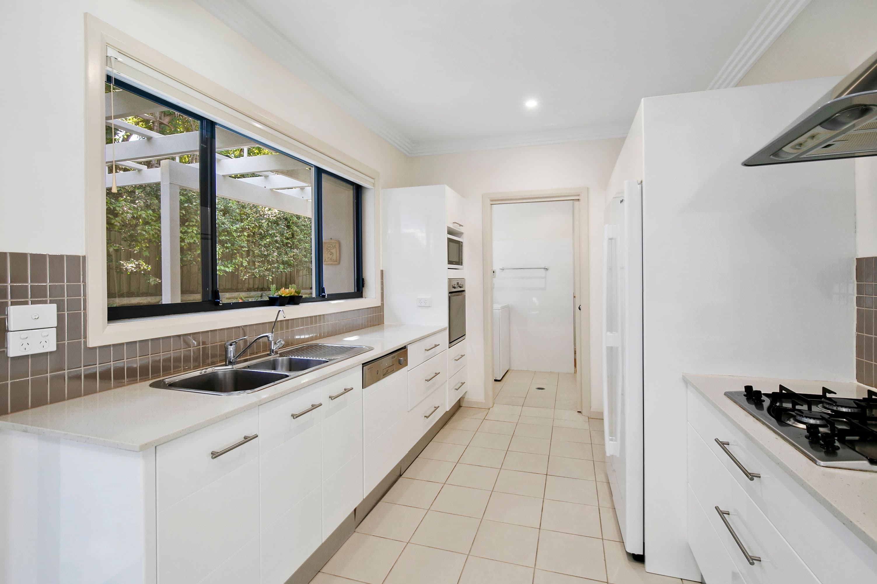 30 Bardo Road, Newport - Thumbnail 3