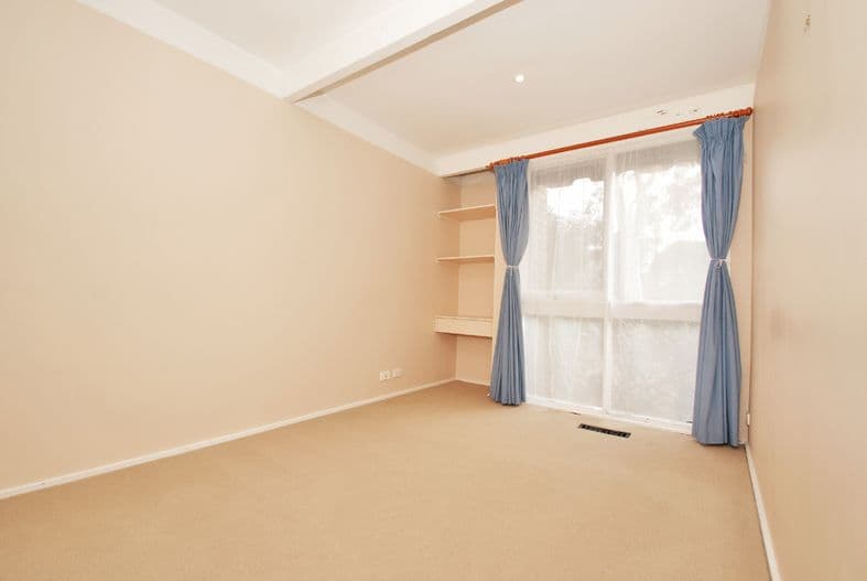 6 GLENDALE Drive, CHIRNSIDE PARK VIC 3116, Chirnside Park - Thumbnail 7