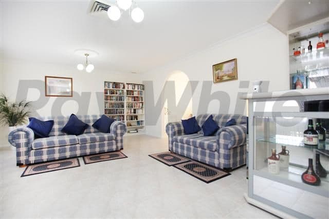 16 Wisteria Close, GLENMORE PARK NSW 2745, Glenmore Park - Thumbnail 3