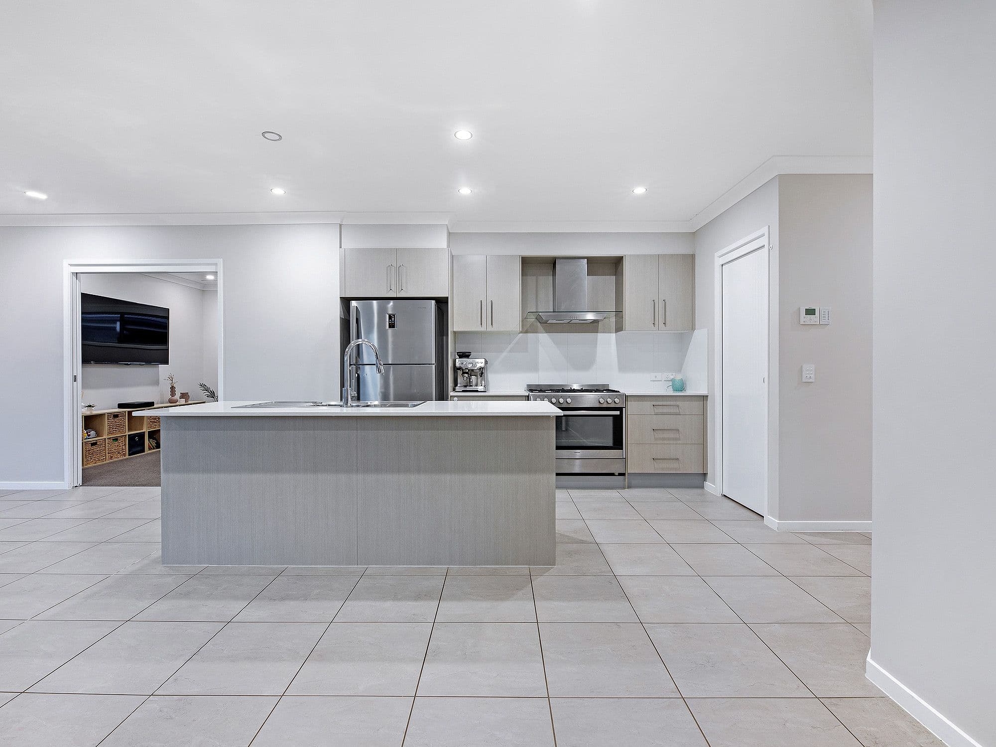 9 Springbrook Street, South Ripley QLD 4306, South Ripley - Thumbnail 5