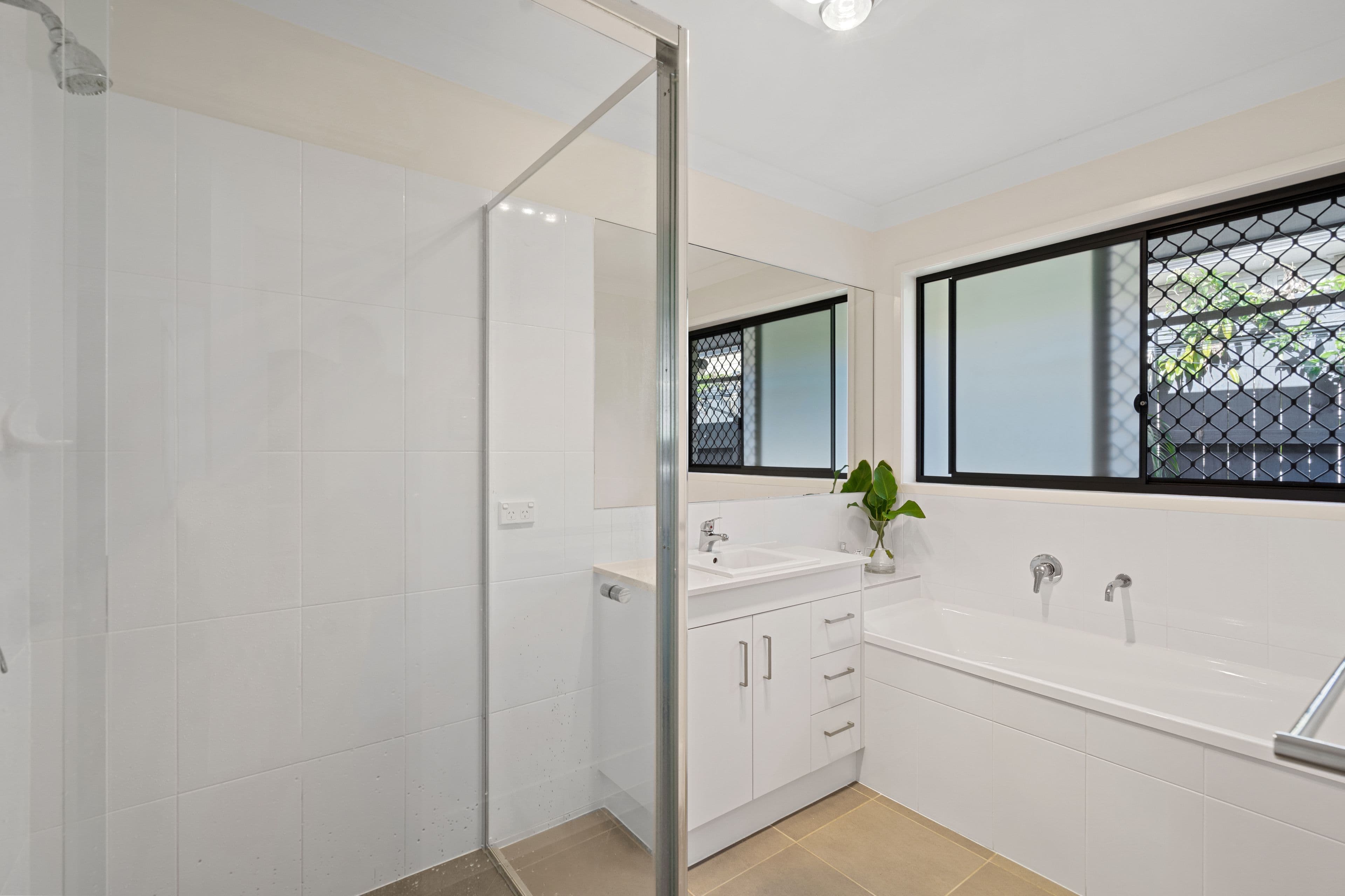 23 Tanzanite Avenue, Logan Reserve QLD 4133, Logan Reserve - Thumbnail 8