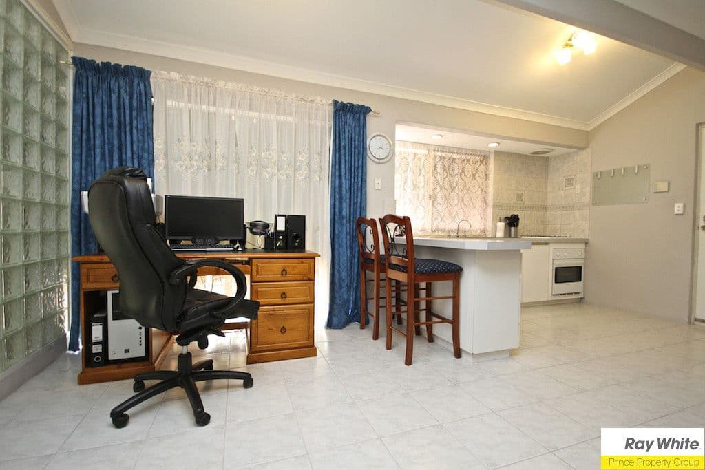 16 Vilberie Close, KIARA WA 6054, Kiara - Thumbnail 5