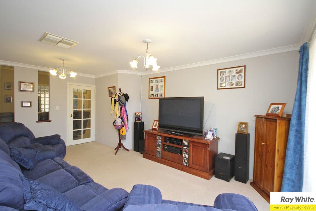 16 Vilberie Close, KIARA WA 6054, Kiara - Thumbnail 8