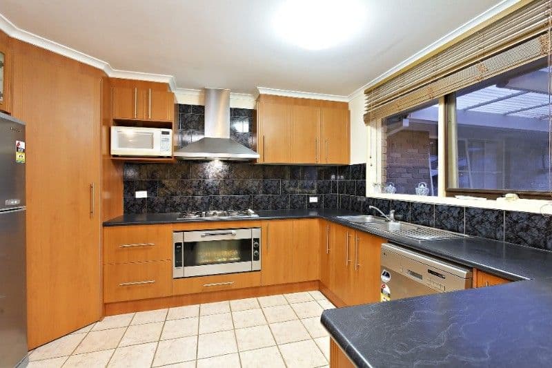 2 Bristol Place, ROWVILLE VIC 3178, Rowville - Thumbnail 3