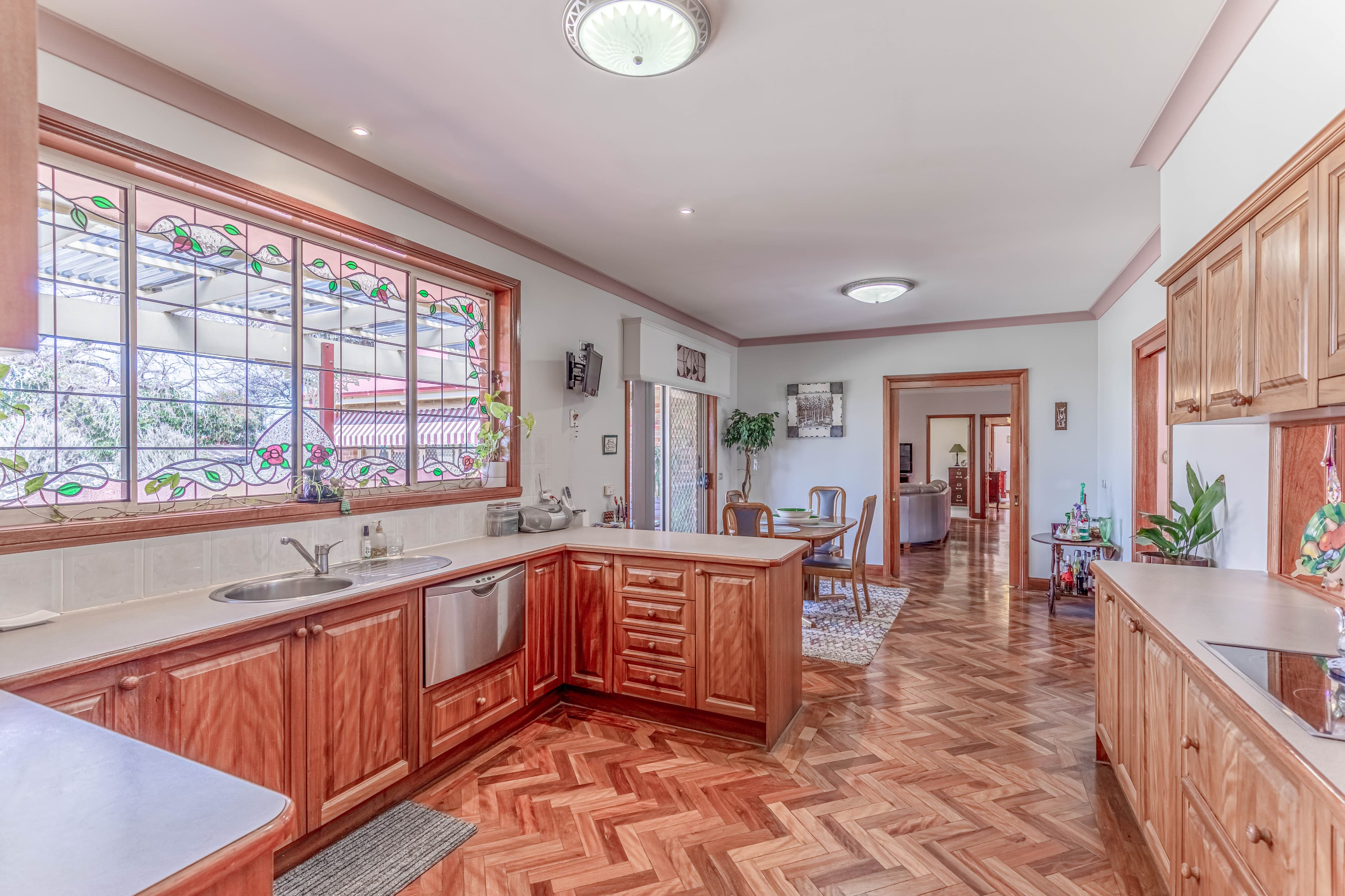 108 Seymour Street, Bathurst NSW 2795, Bathurst - Thumbnail 2