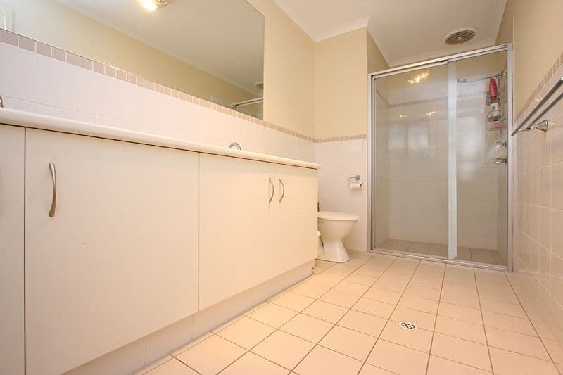7 Greenvale Crescent, Burton SA 5110, Burton - Thumbnail 4