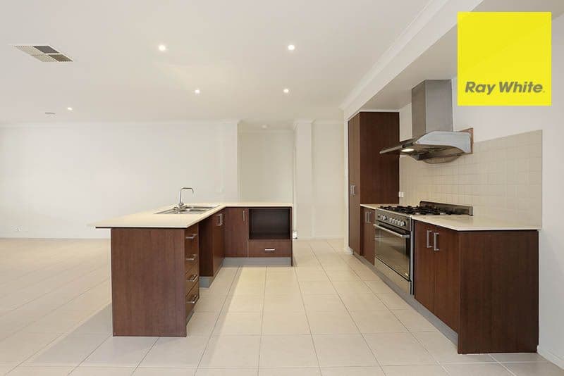 15 Windorah Drive, Point Cook VIC 3030, Point Cook - Thumbnail 4