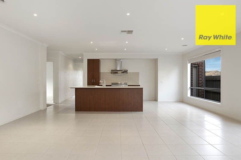15 Windorah Drive, Point Cook VIC 3030, Point Cook - Thumbnail 5