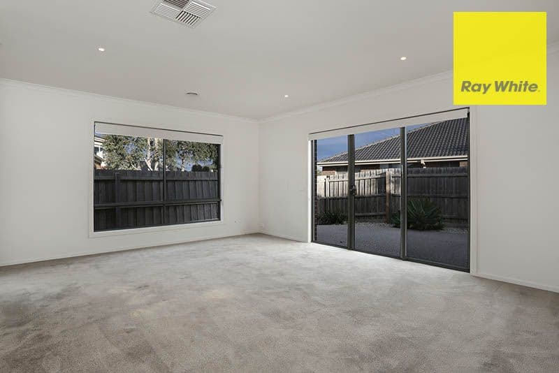 15 Windorah Drive, Point Cook VIC 3030, Point Cook - Thumbnail 8