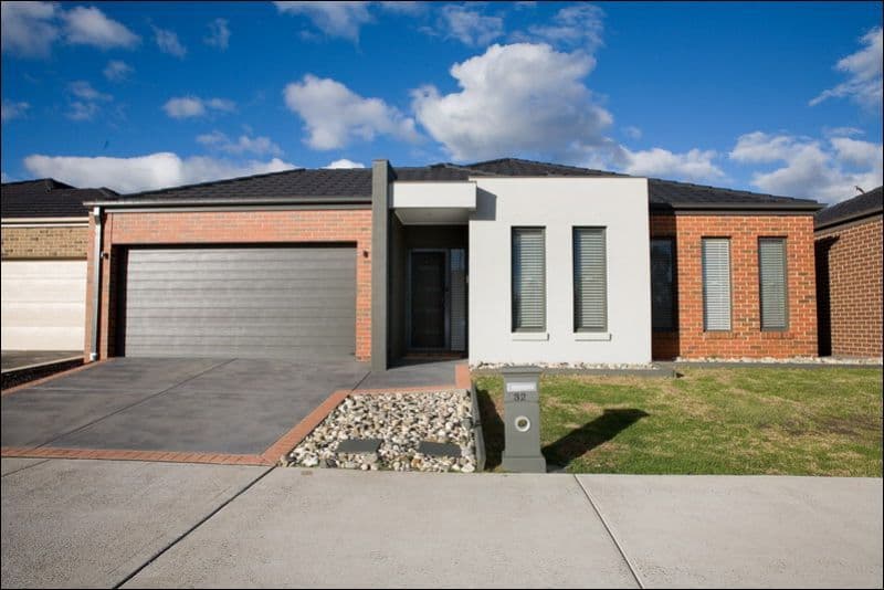 32 Grange Drive, SOUTH MORANG VIC 3752, South Morang - Image 1