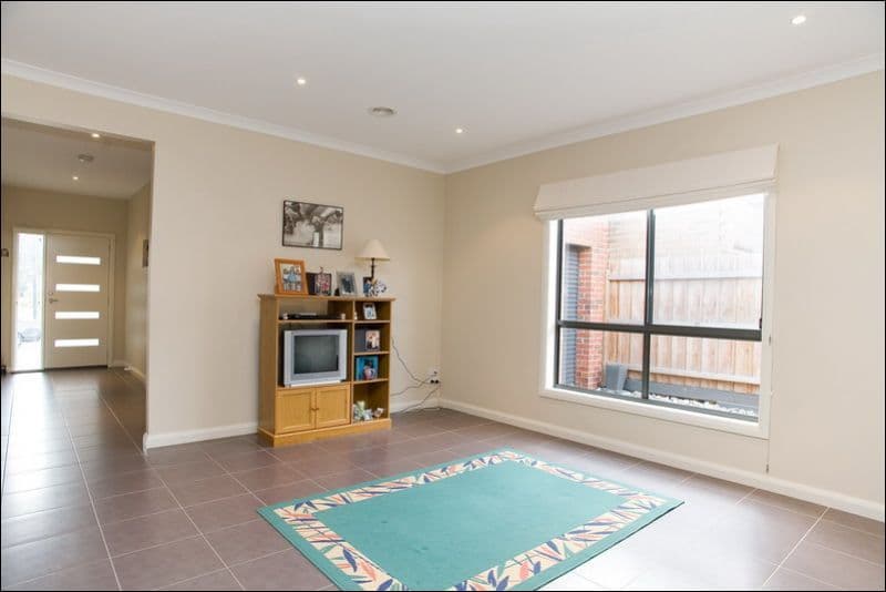 32 Grange Drive, SOUTH MORANG VIC 3752, South Morang - Thumbnail 7