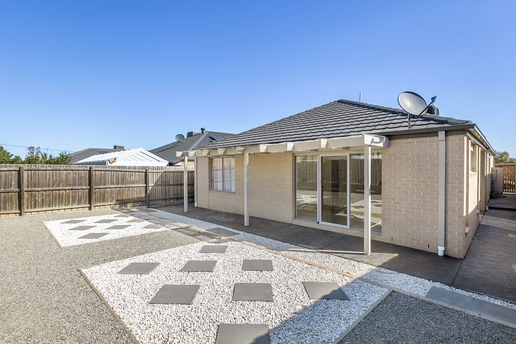 16 Broadleaf Drive, Epping VIC 3076, Epping - Thumbnail 8