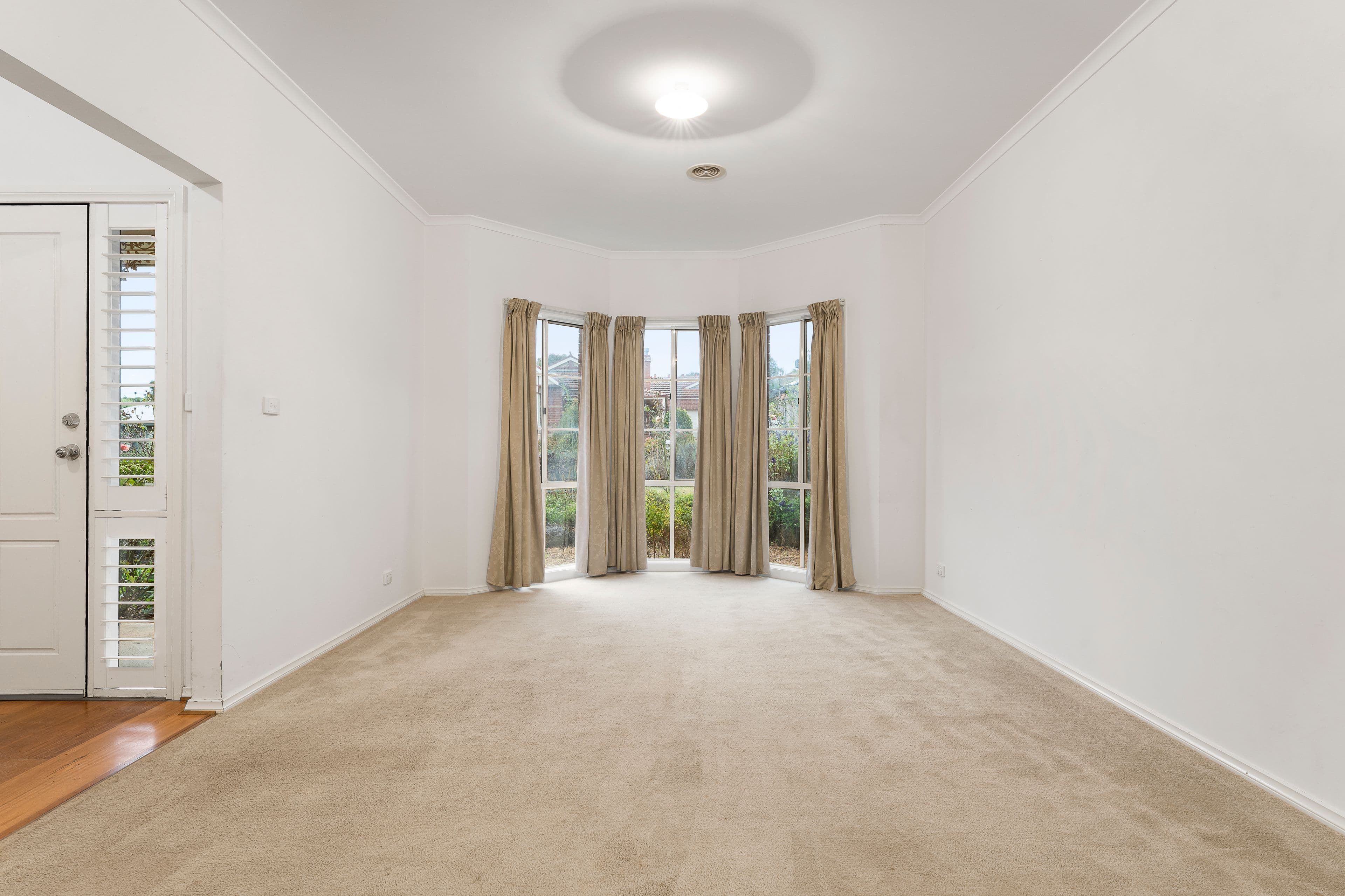 21 Hanna Crescent, Doreen VIC 3754, Doreen - Thumbnail 4