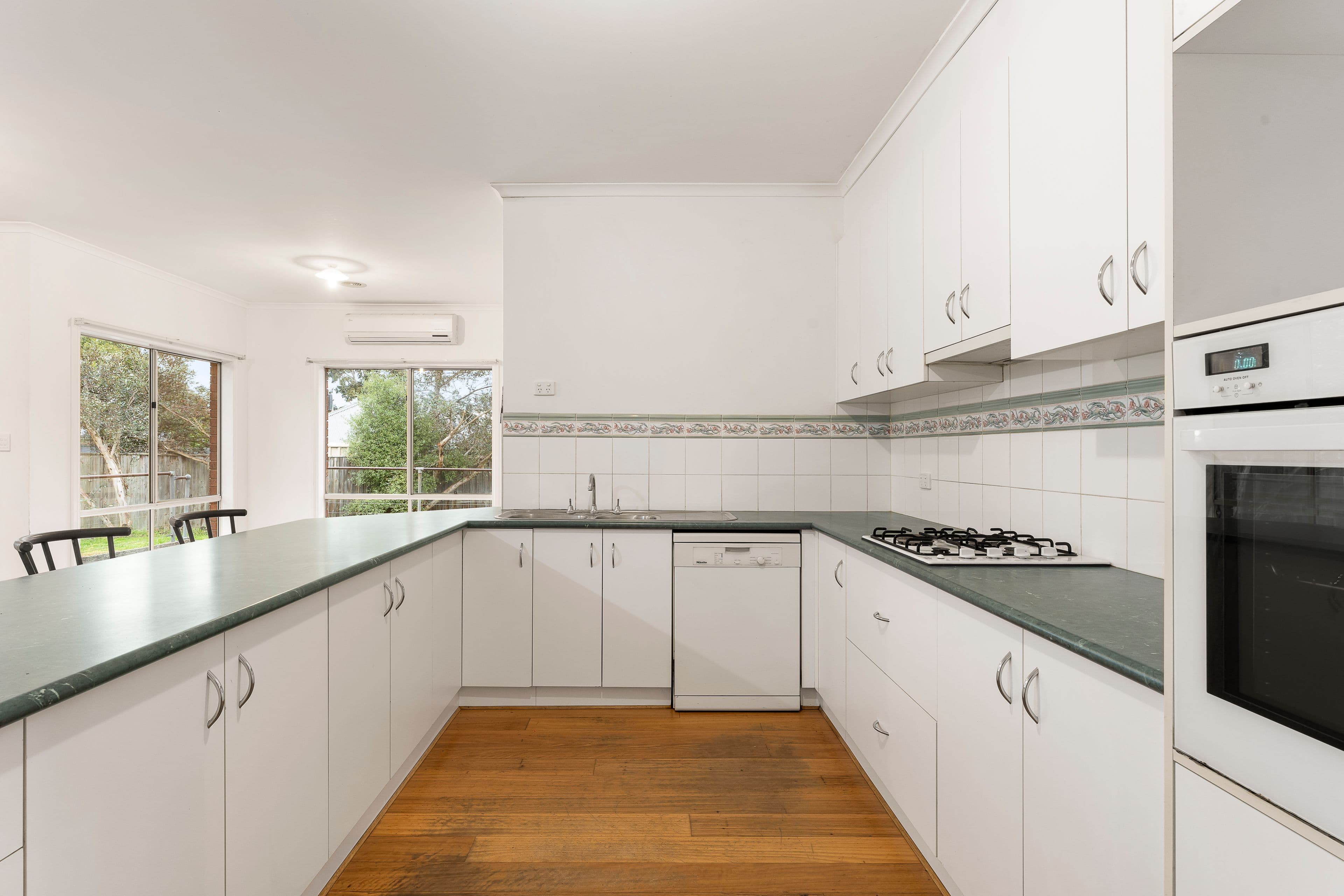 21 Hanna Crescent, Doreen VIC 3754, Doreen - Thumbnail 6