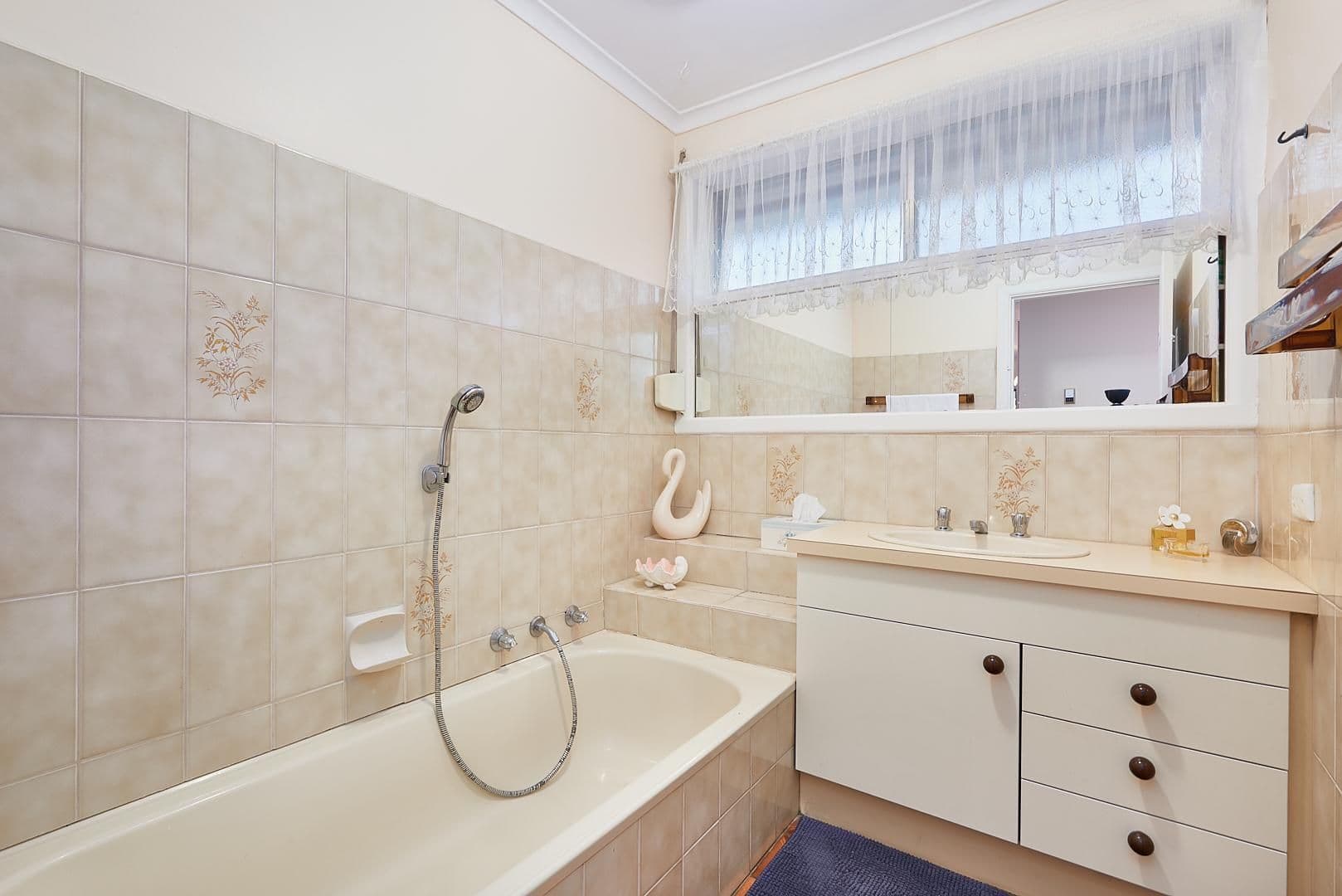 16 Bloomfield Road, Noble Park VIC 3174, Noble Park - Thumbnail 5
