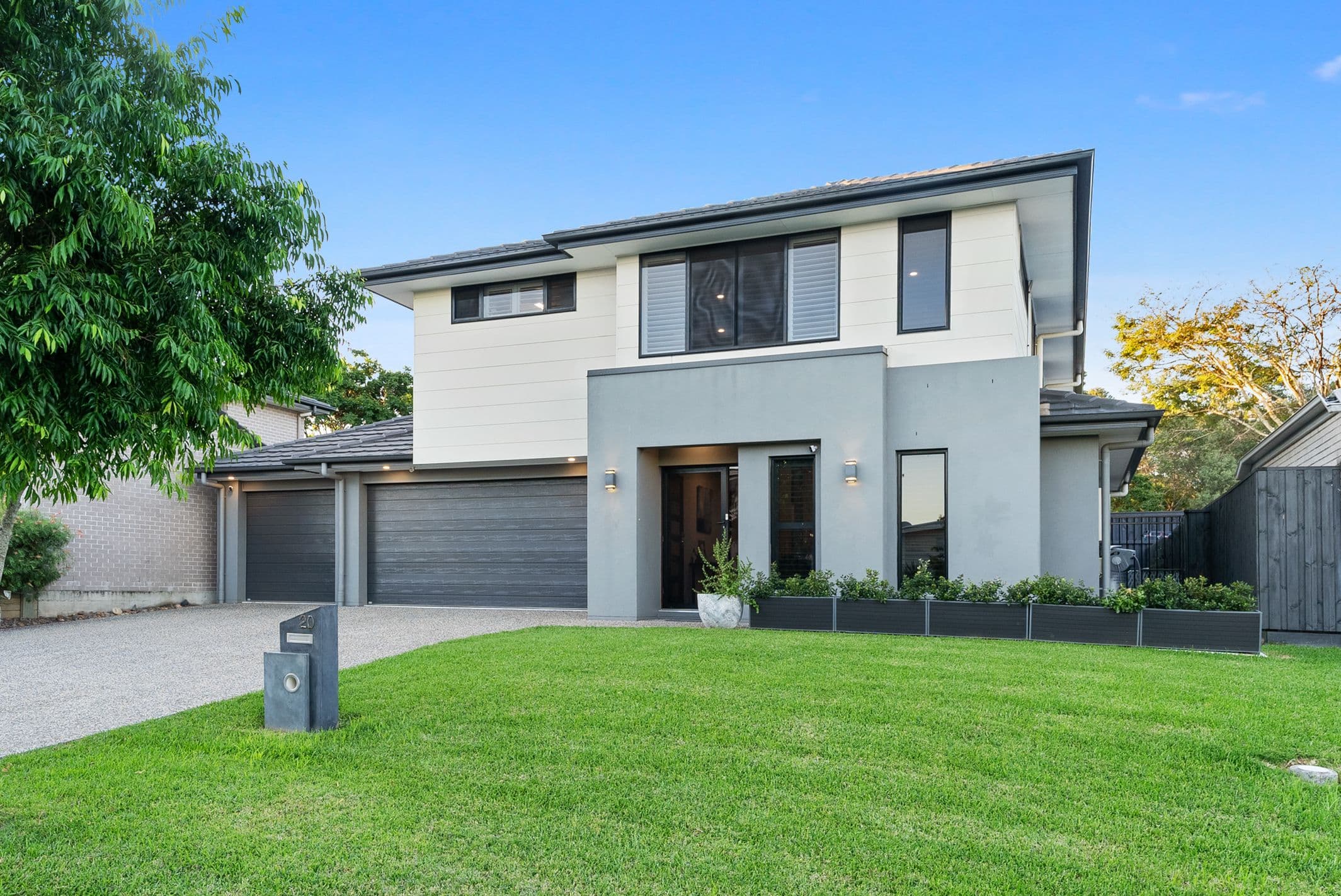 20 Rookery Crescent, Bridgeman Downs QLD 4035, Bridgeman Downs - Thumbnail 2