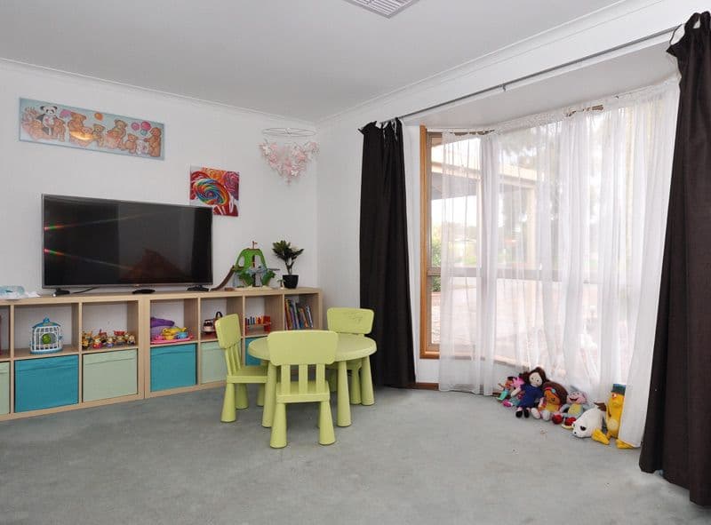 32 St Andrews Way, Morphett Vale SA 5162, Morphett Vale - Thumbnail 2