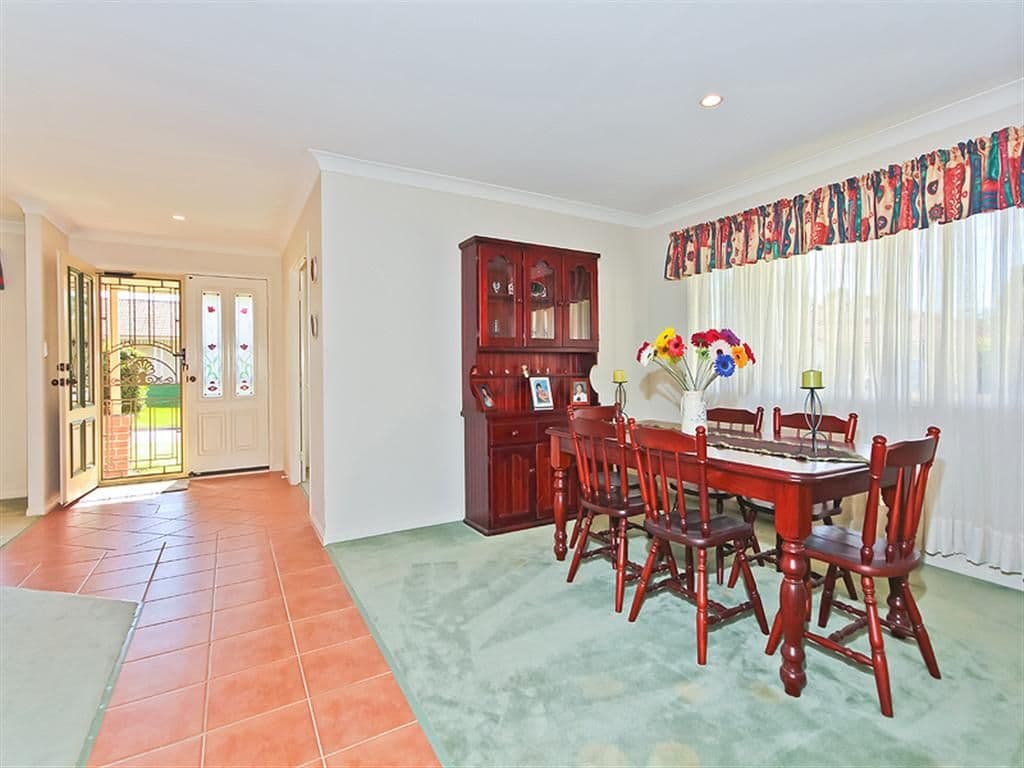 2 Mornington Court, WELLINGTON POINT QLD 4160, Wellington Point - Thumbnail 8