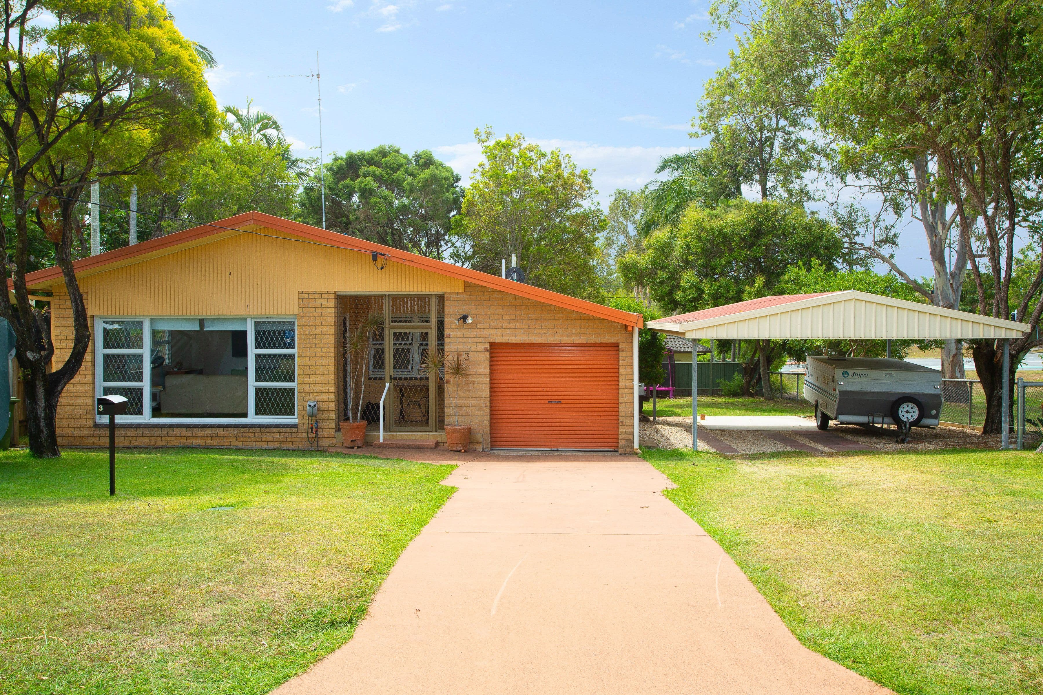 3 Canara Street, Benowa QLD 4217, Benowa - Image 1