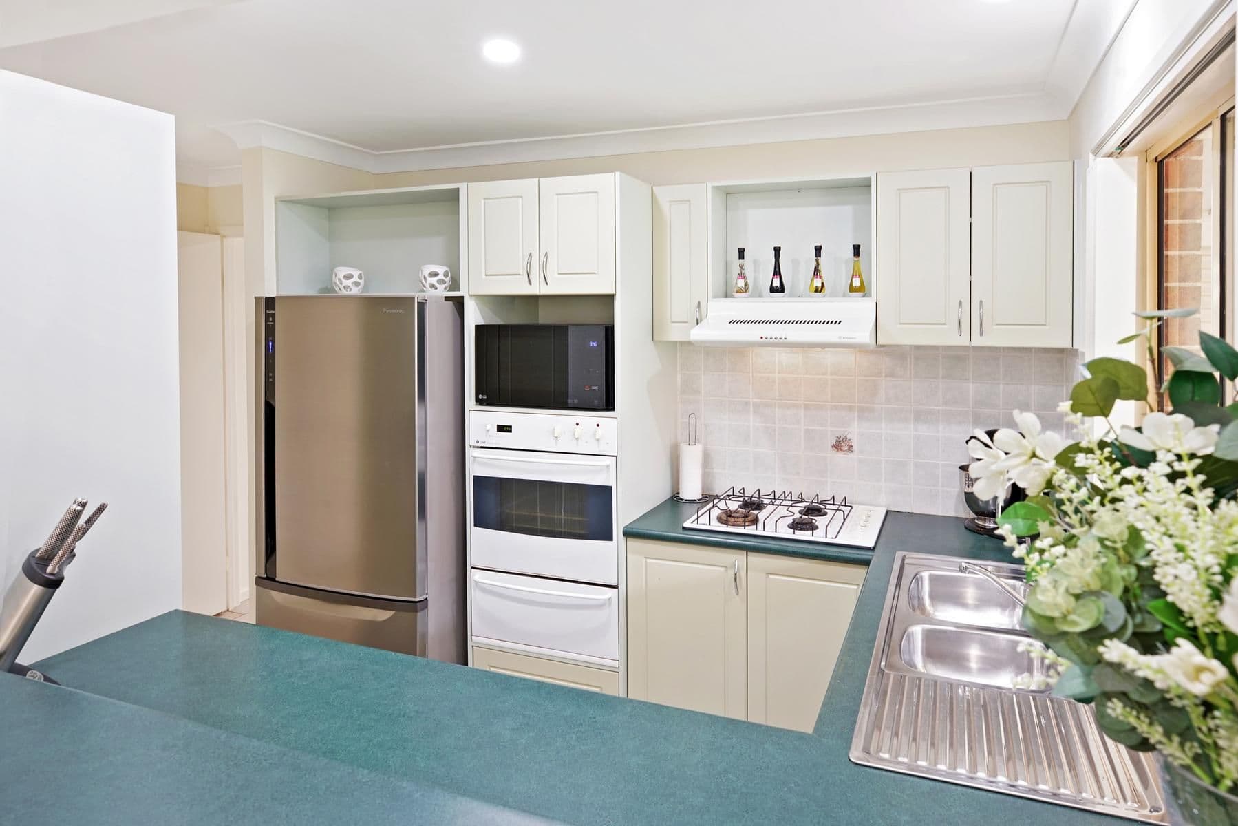8 Woburn Place, Glenmore Park - Thumbnail 3
