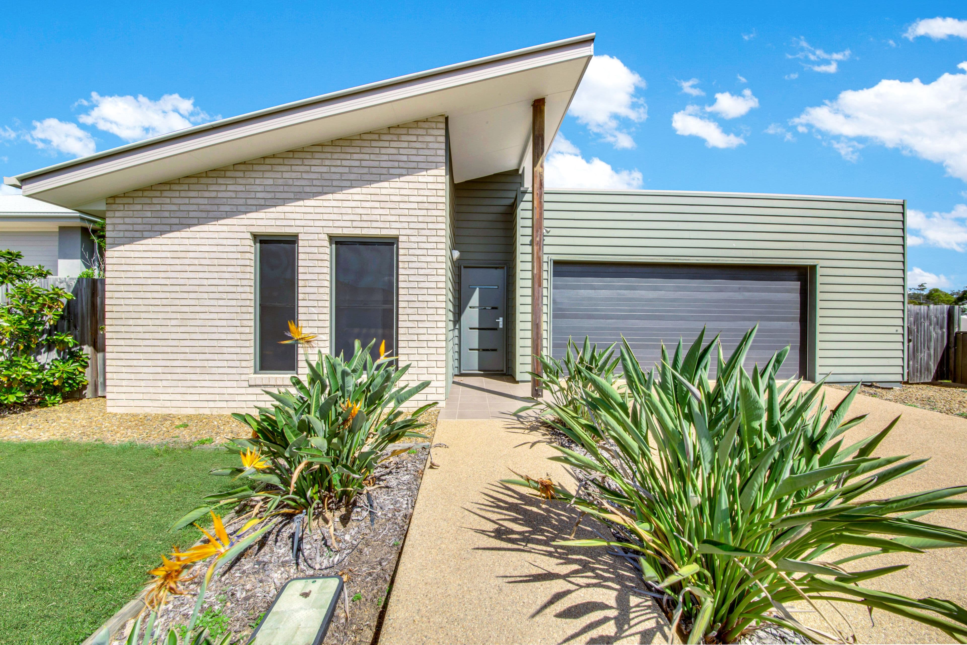 12 Boonderee Place, New Auckland QLD 4680, New Auckland - Thumbnail 2