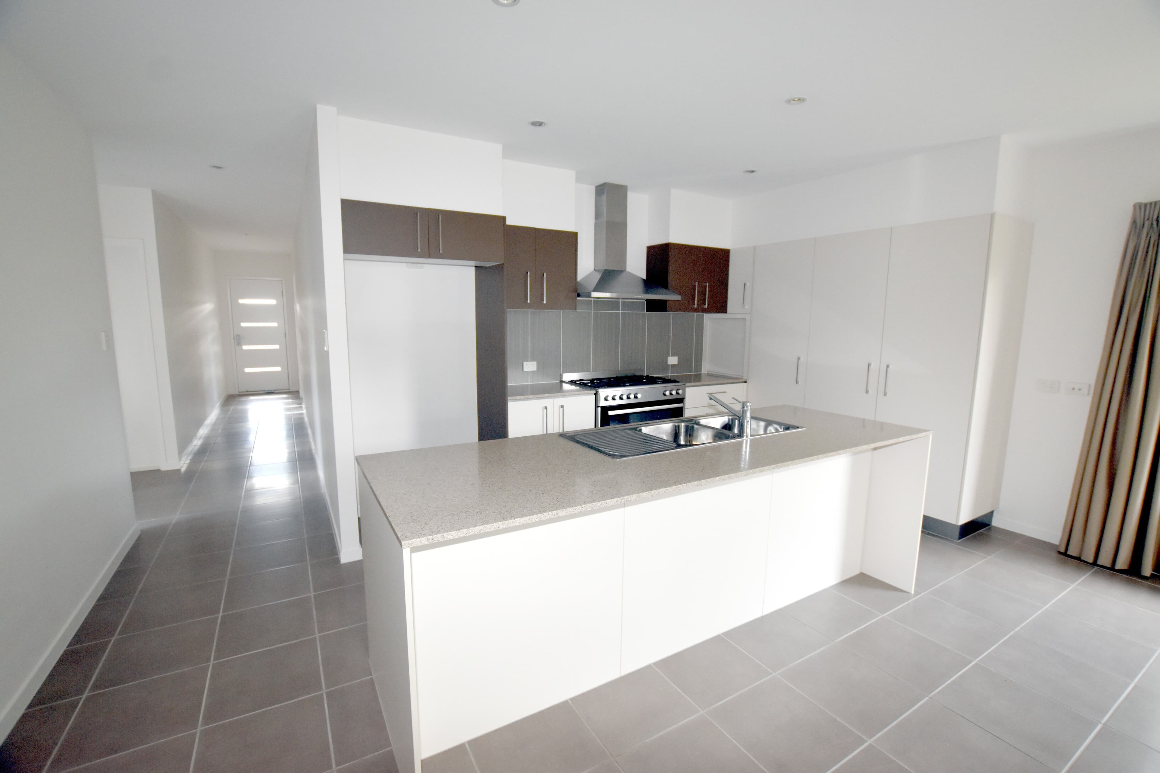 12 Boonderee Place, New Auckland QLD 4680, New Auckland - Thumbnail 7