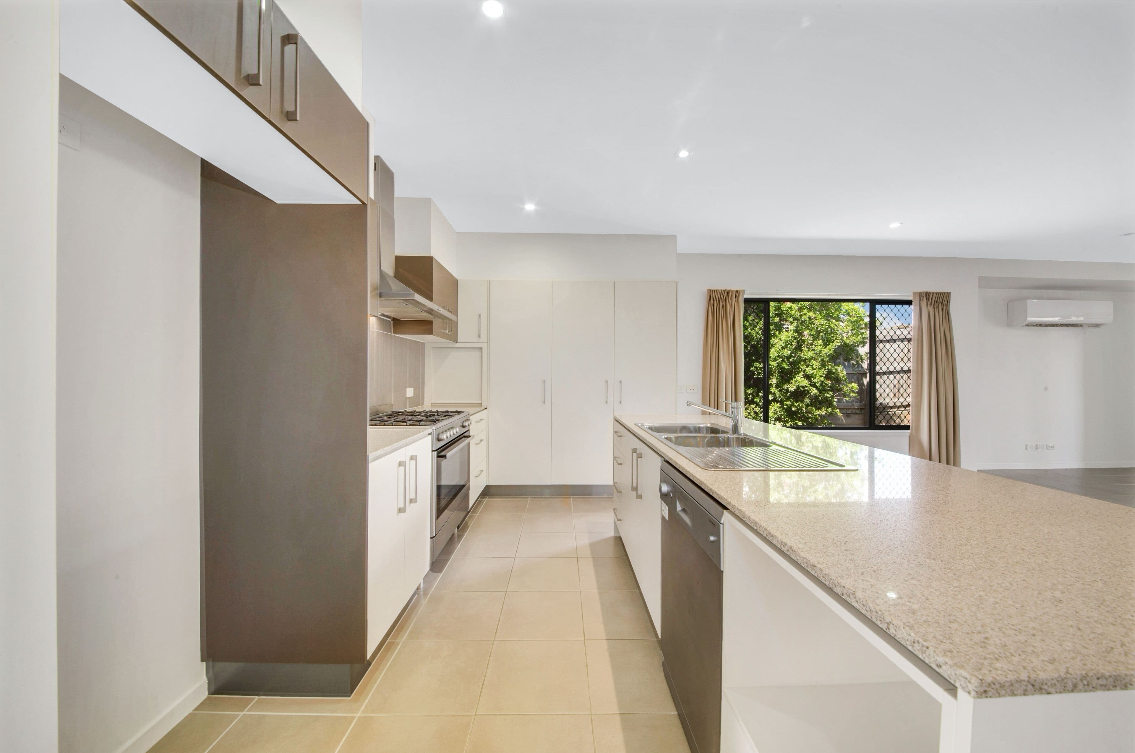 12 Boonderee Place, New Auckland QLD 4680, New Auckland - Thumbnail 8