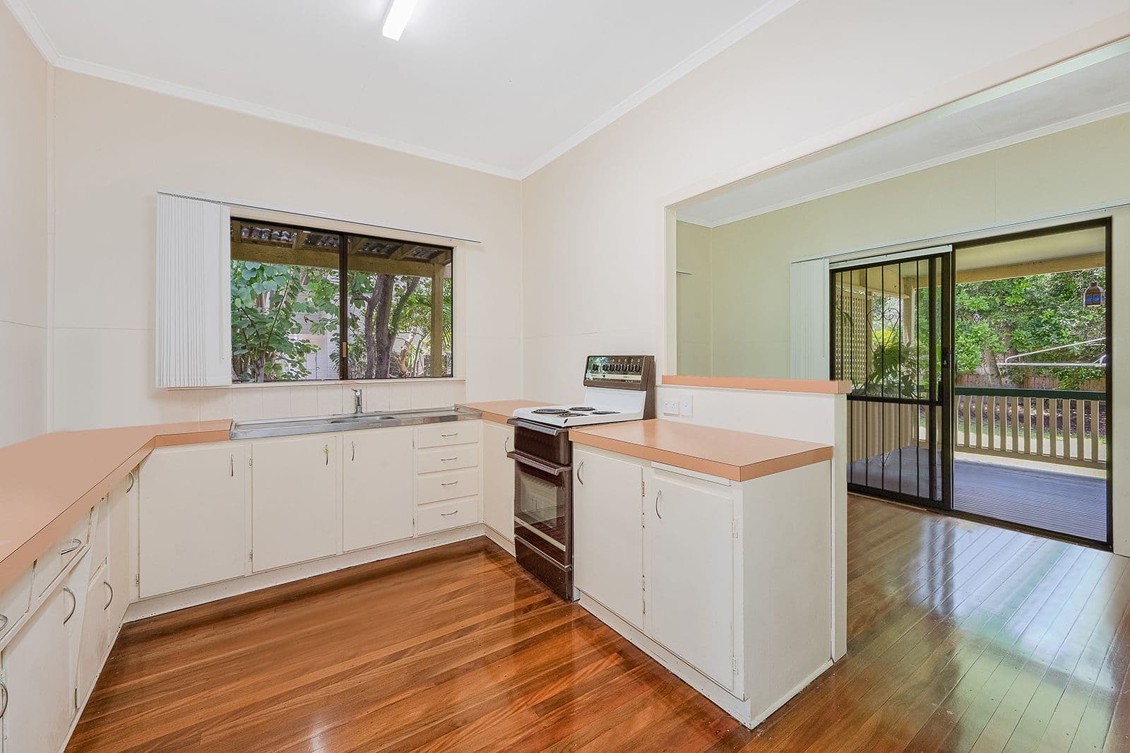 8 Prospect Street, Sherwood QLD 4075, Sherwood - Thumbnail 4