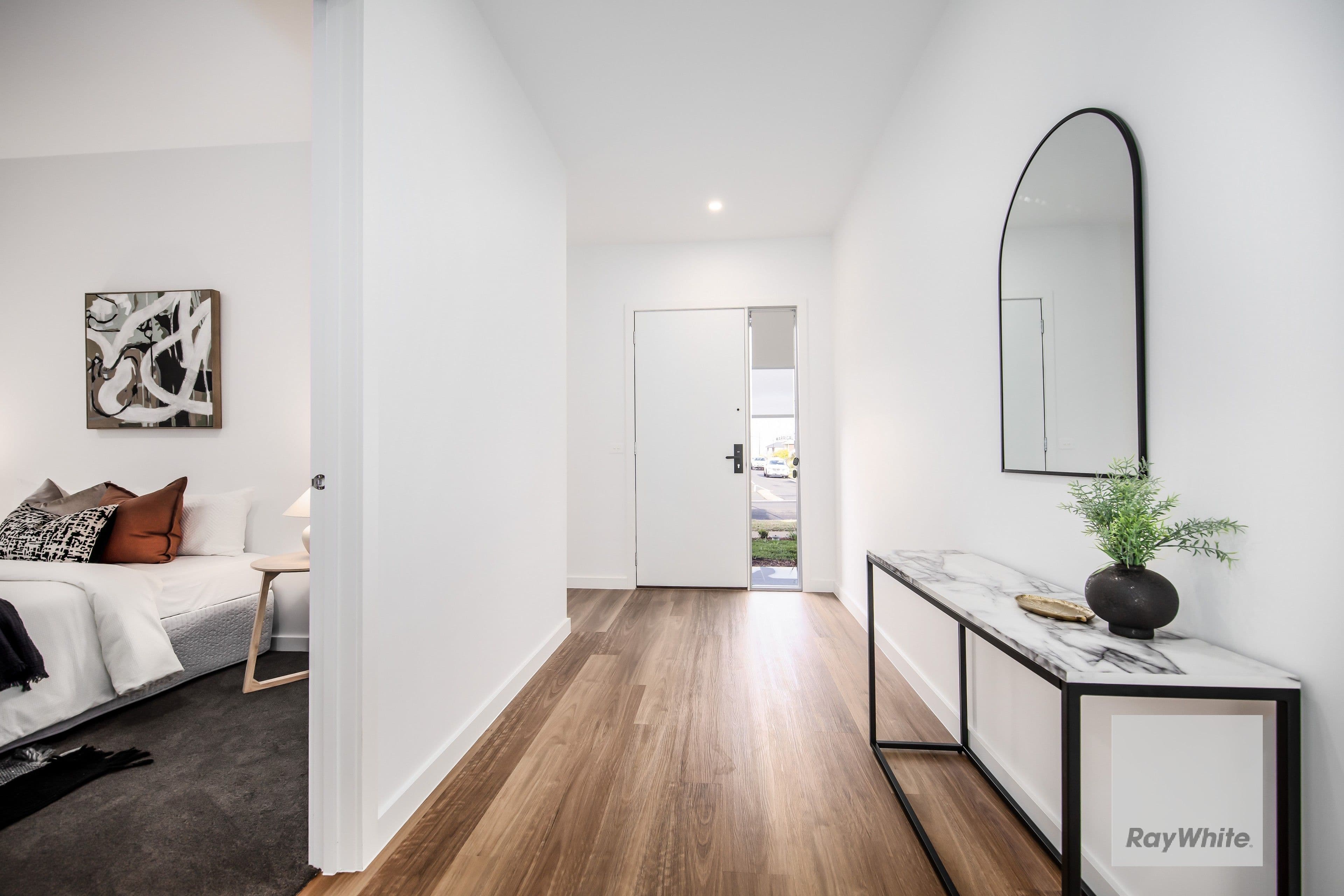 55 Warrigal Drive, AINTREE VIC 3336, Aintree - Thumbnail 2