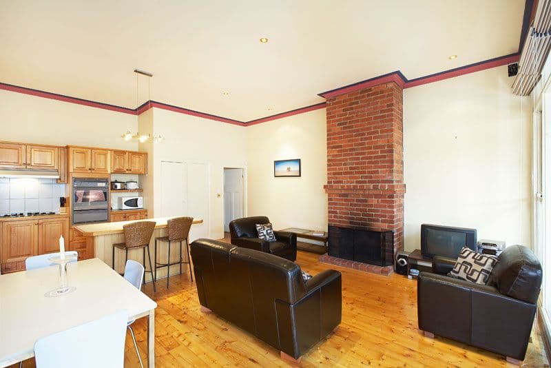 13 Burke Road, MALVERN EAST VIC 3145, Malvern East - Thumbnail 2