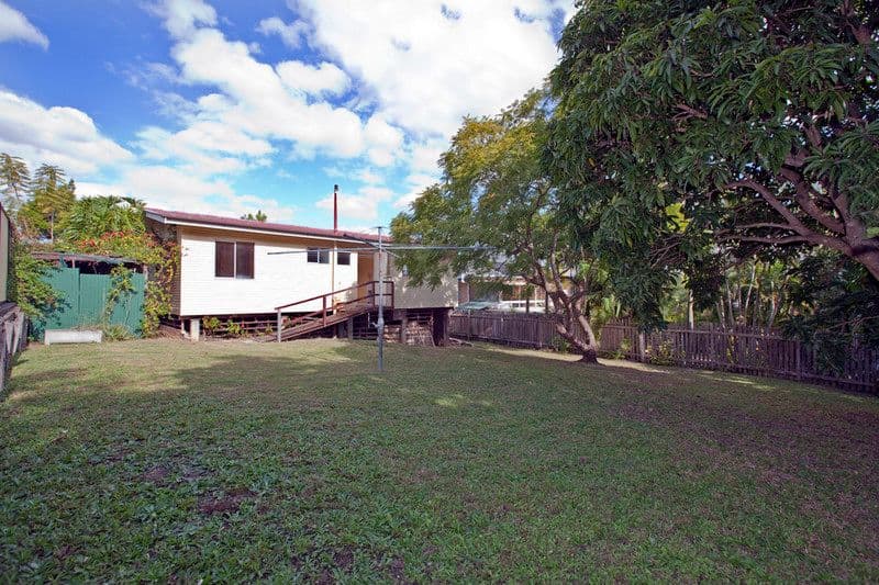 37 Bradley Street, SPRINGWOOD QLD 4127, Springwood - Thumbnail 7