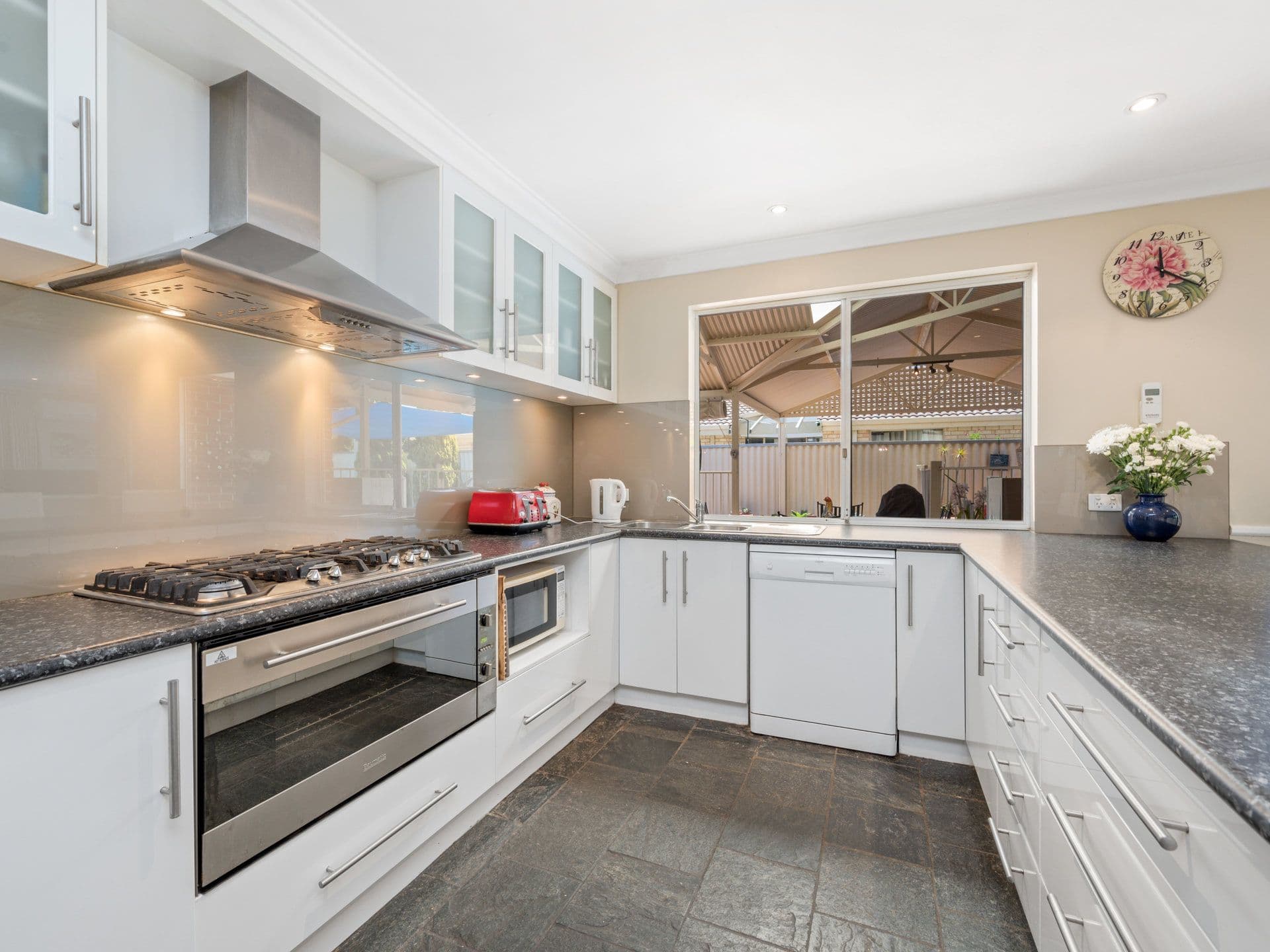 15 Aviemore Loop, Kingsley WA 6026, Kingsley - Thumbnail 5