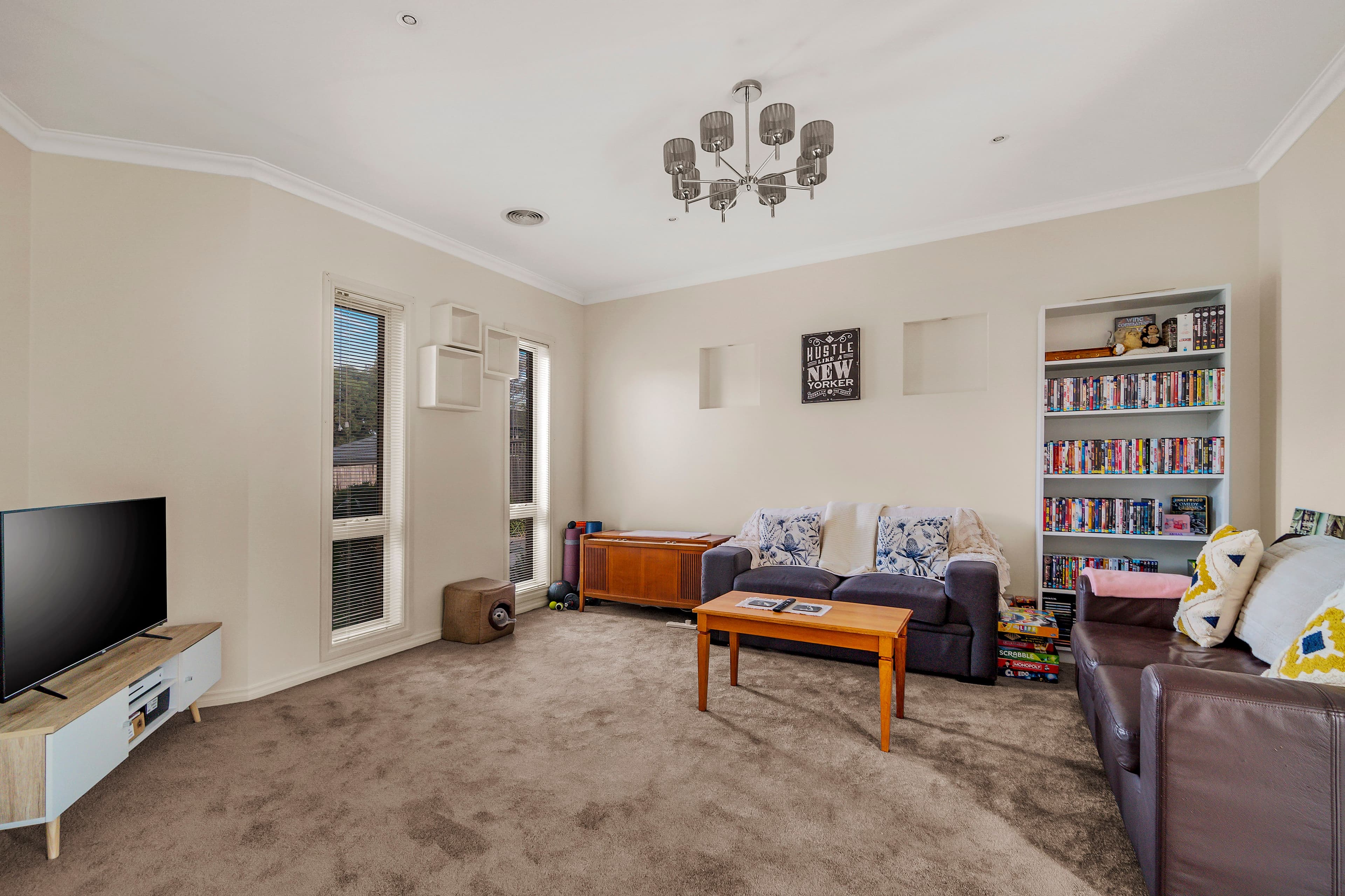 15 Kingsford Street, Bayswater VIC 3153, Bayswater - Thumbnail 2
