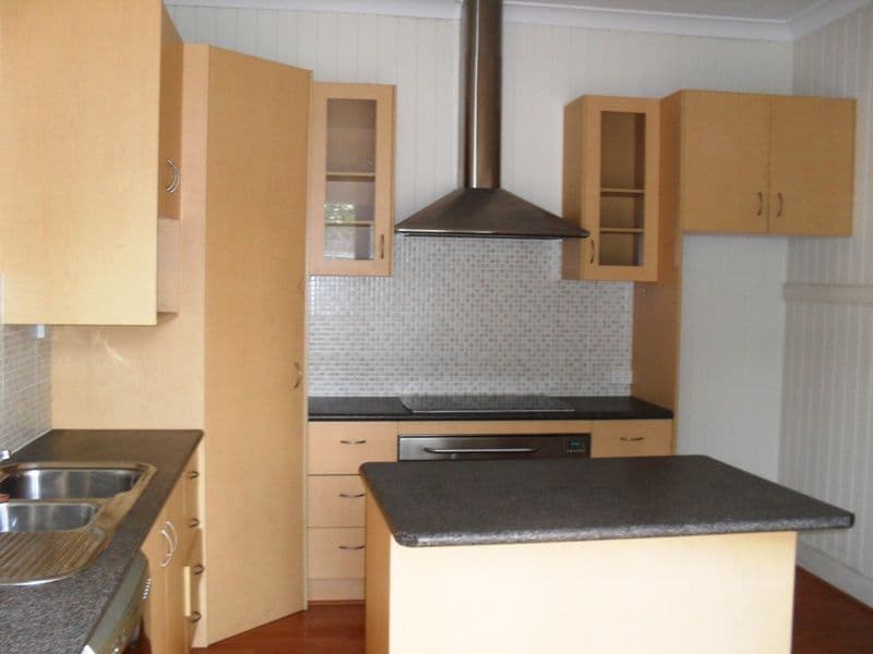 2 Coke Street, CAMP HILL QLD 4152, Camp Hill - Thumbnail 2