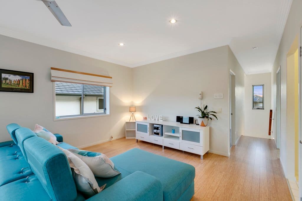 17 Royal Links Drive, Robina QLD 4226, Robina - Thumbnail 5