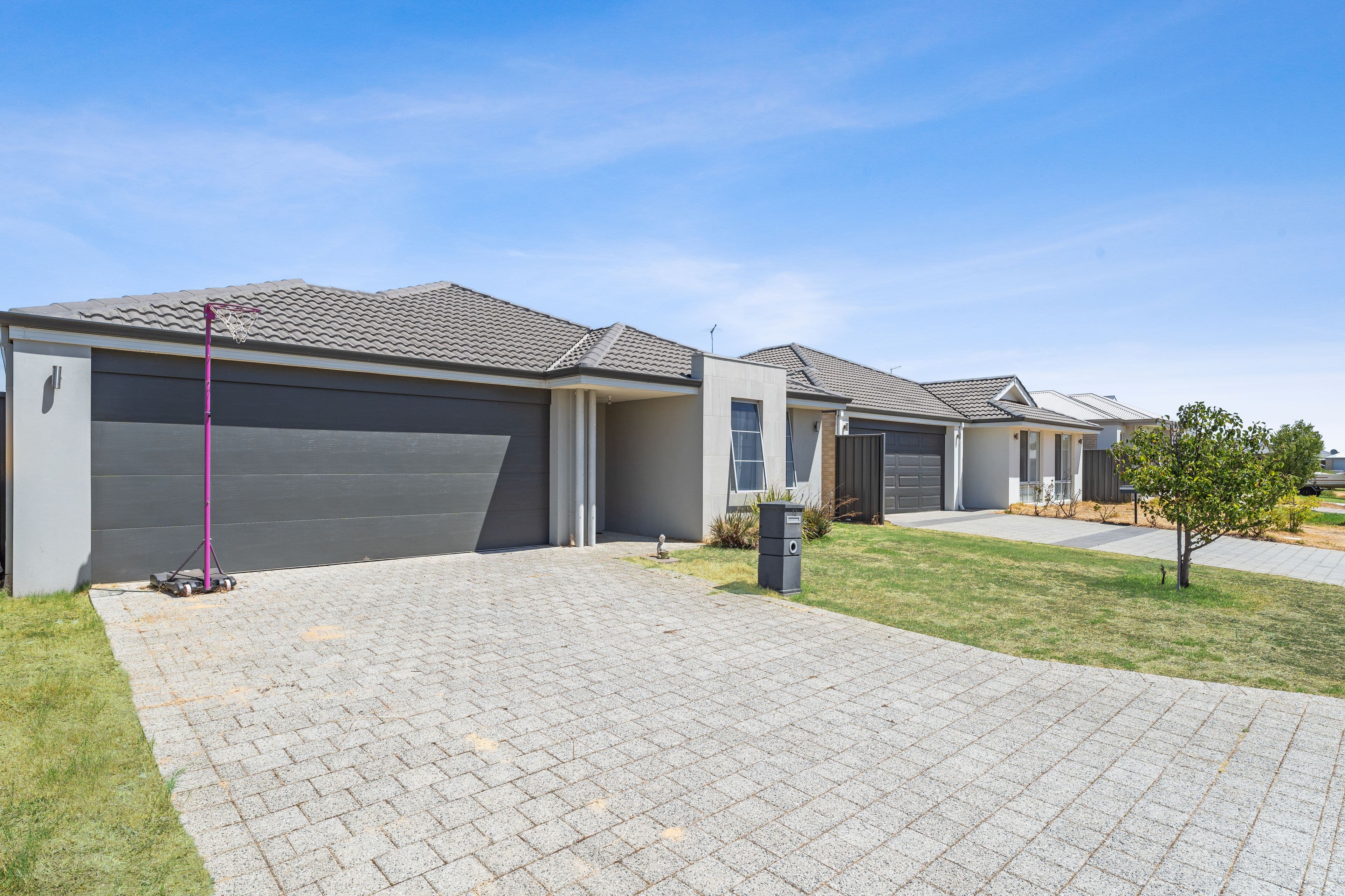 12 Russet Way, Baldivis WA 6171, Baldivis - Thumbnail 2