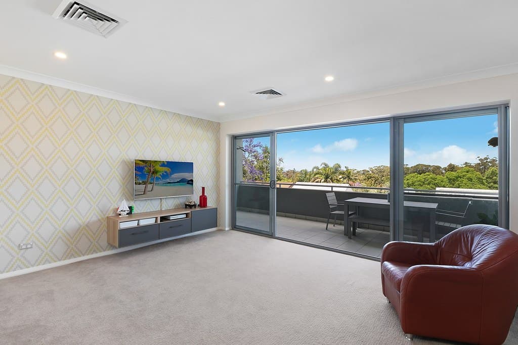 25/13-15 Moore Street, West Gosford - Thumbnail 4