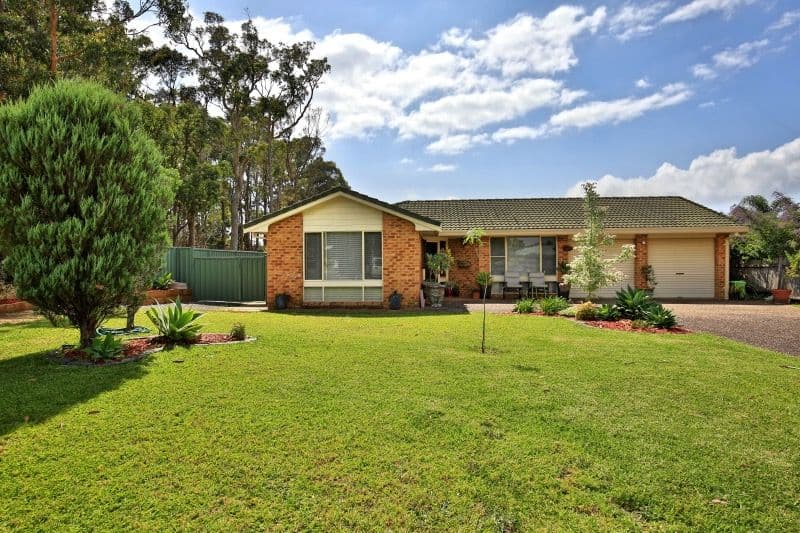 12 Tidy Close, Callala Bay - Image 1