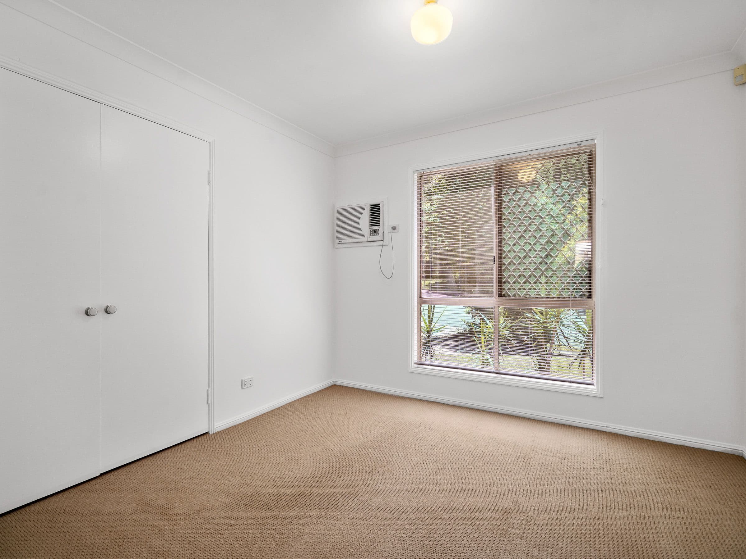 29 Wyncroft Street, Holland Park QLD 4121, Holland Park - Thumbnail 6