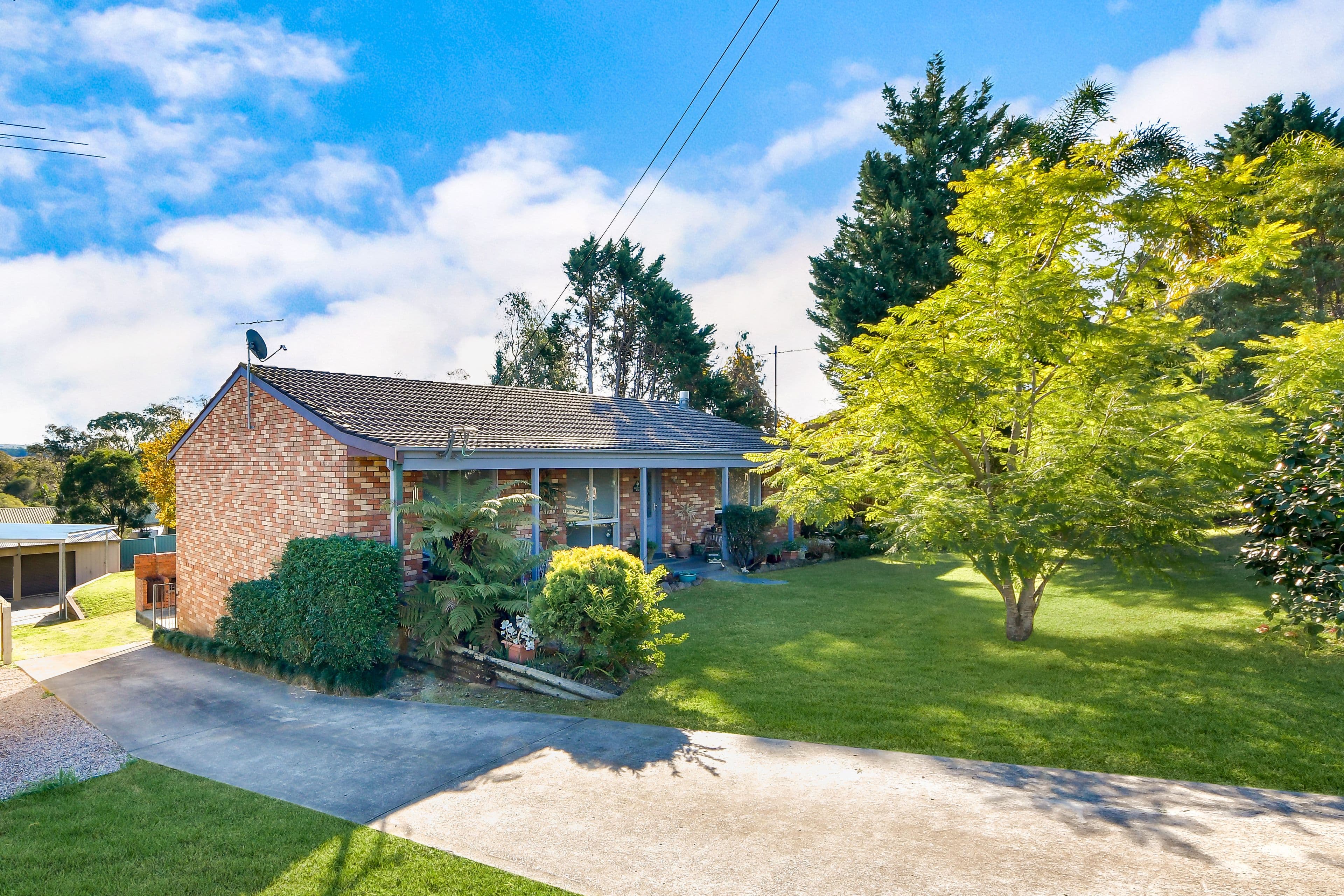 1 Maple Avenue, The Oaks - Image 1