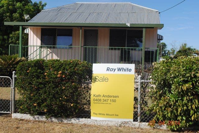 5 Jane Street, MOUNT ISA QLD 4825, Mount Isa - Thumbnail 2