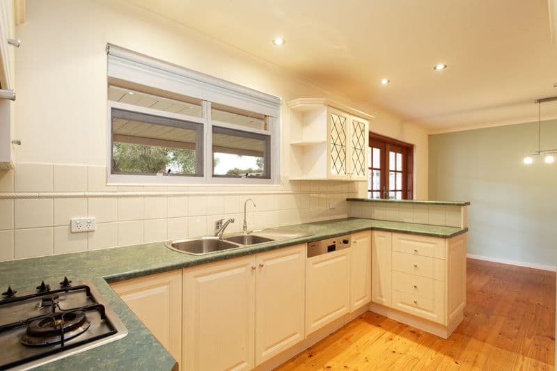 13 Glenhuntly Drive, Flagstaff Hill SA 5159, Flagstaff Hill - Thumbnail 2
