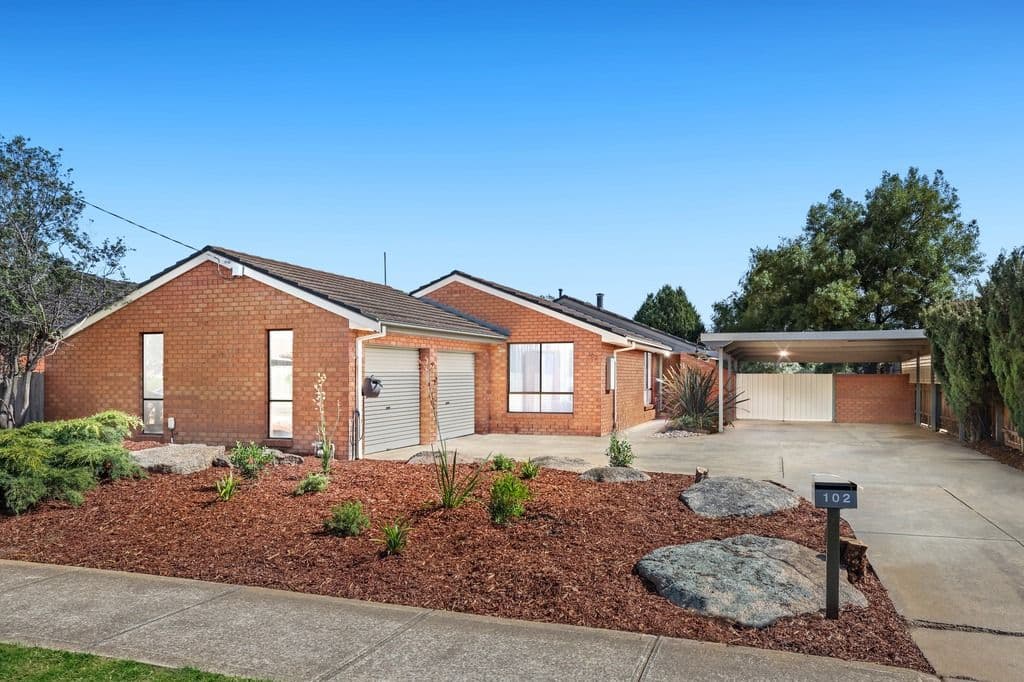 102 Tower Road, Werribee VIC 3030, Werribee - Thumbnail 2
