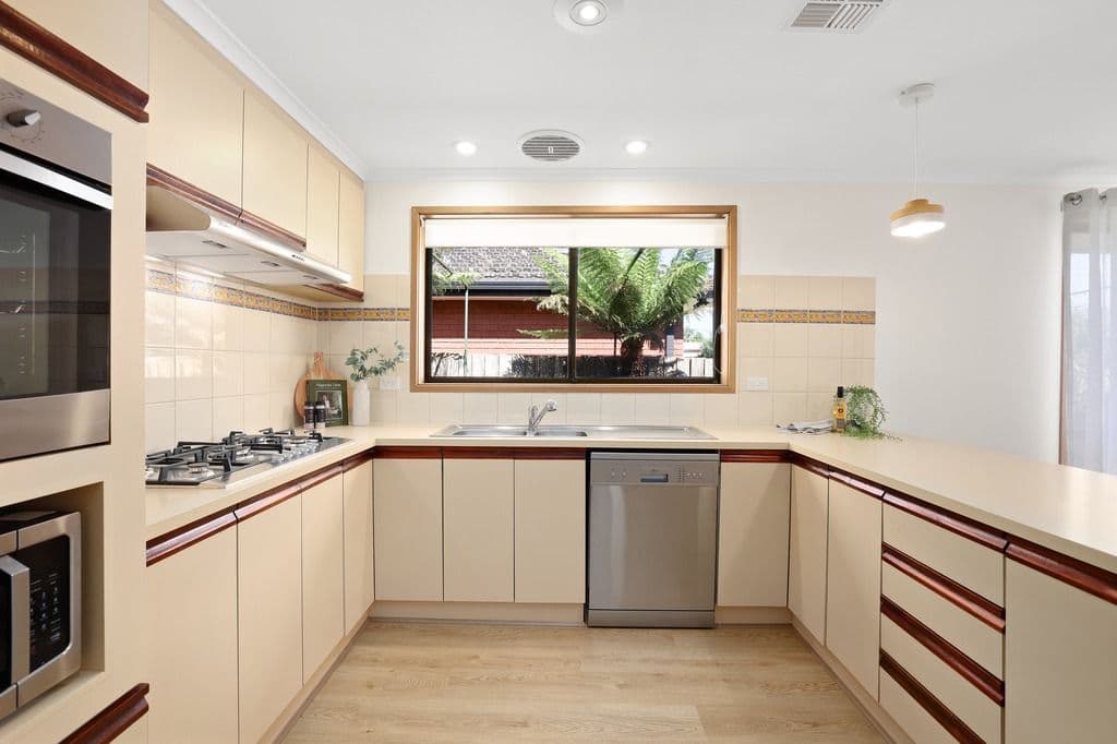 102 Tower Road, Werribee VIC 3030, Werribee - Thumbnail 5